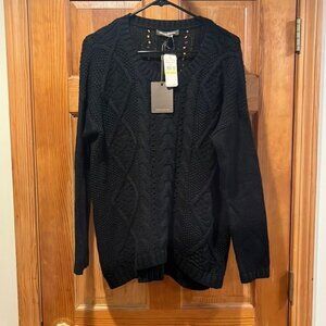 NWT Tommy Bahama Larchmont  cable pullover size medium.